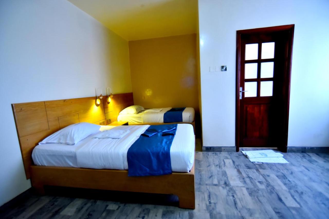 Victoria Mews Hotel Kampala Exteriör bild